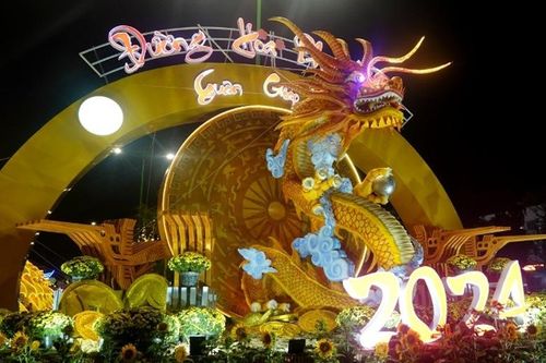 Bình Thuận đưa đường hoa Xuân Giáp Thìn 2024 vào hoạt động