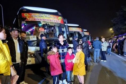 Những chuyến xe 'sum họp'