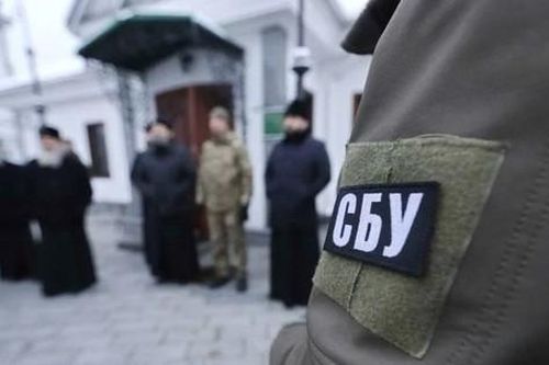 Quan chức an ninh Ukraine mất chức vì theo dõi nhà báo