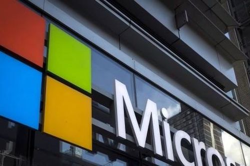Microsoft công bố thỏa thuận hợp tác dùng AI sản xuất nội dung tin tức