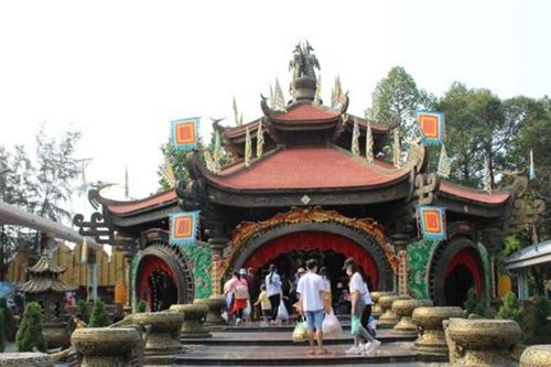 QUỐC TỔ HÙNG VƯƠNG