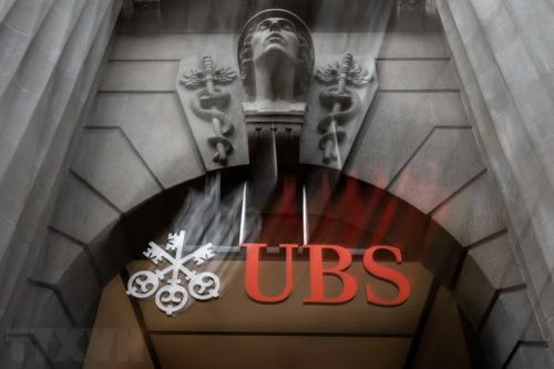 Ngân hàng UBS báo cáo lỗ ròng thấp hơn dự đoán sau vụ thâu tóm Credit Suisse