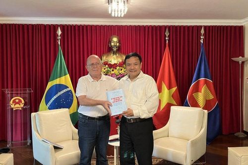 Nhà ngoại giao, Đại sứ Bùi Văn Nghị: Những cuộc gặp gỡ để kết nối thương mại