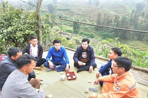 Đồng bào dân tộc Mông ở Sỉn Khâu vui đón Tết