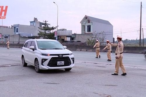 Chuyện những người đón tết muộn