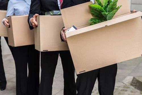 Khám phá những thay đổi: Tác động của làn sóng sa thải công nghệ đối với nền kinh tế toàn cầu năm 2024