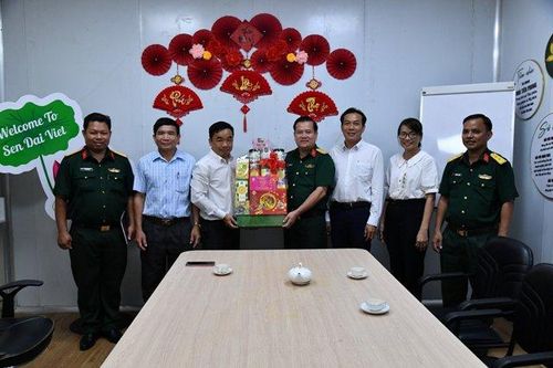 Chỉ huy trưởng Bộ Chỉ huy Quân sự tỉnh thăm, chúc Tết các đơn vị trên địa bàn huyện Tháp Mười
