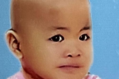 Mở rộng lòng từ: Bé 3 tuổi bị ung thư ác tính