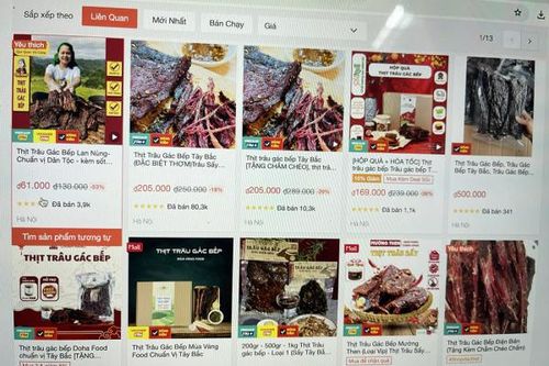 Sôi động chợ Tết Online