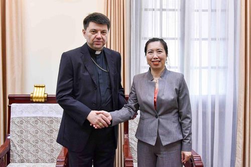 Việt Nam sẽ hỗ trợ Đại diện Thường trú Tòa thánh hoàn thành tốt nhiệm vụ