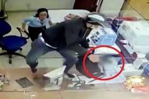 Cướp ngân hàng táo tợn ngày giáp Tết