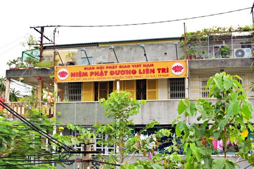 Ly kỳ những ngôi chùa nửa thế kỷ ở chung cư