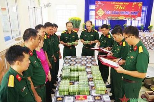 Nhiều đơn vị tổ chức thi gói bánh chưng, trang trí Tết
