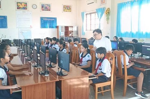 Làn gió mới từ 'Lớp học số'