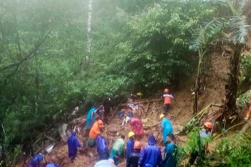 Philippines giải cứu 45 người sống sót sau vụ sạt lở đất trên đảo Mindanao