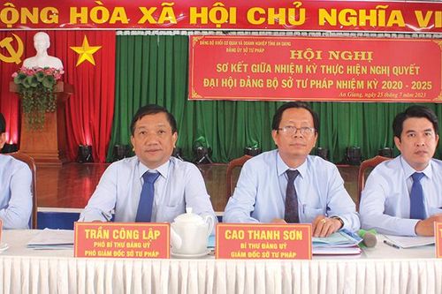 Ngành Tư pháp An Giang đóng góp tích cực vào quản lý, chỉ đạo, điều hành lĩnh vực tư pháp