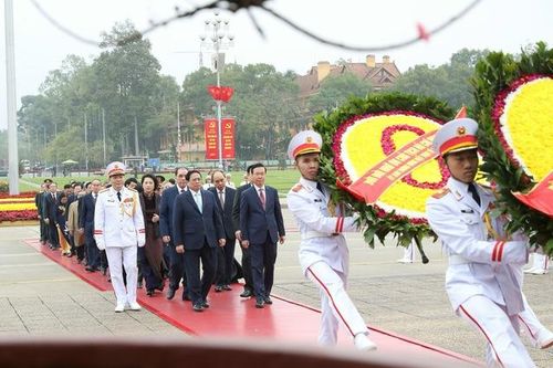 Lãnh đạo Đảng, Nhà nước vào Lăng viếng Chủ tịch Hồ Chí Minh nhân dịp Tết Nguyên đán 2024