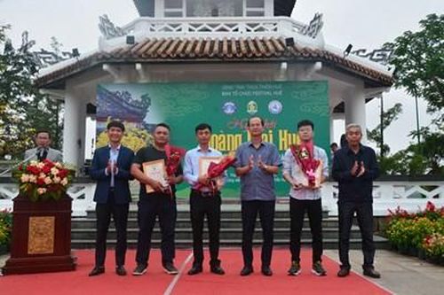 Trao 29 giải thưởng Cuộc thi 'Hoàng mai Huế - Tuyệt tác mùa Xuân'