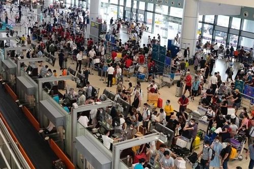 Ngày 28 Tết: 2 sân bay lớn nhất cả nước đón hơn 233.000 hành khách