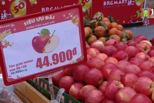Sôi động thị trường hàng Tết