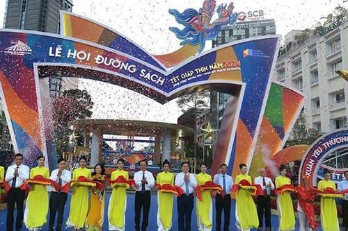 Lễ hội Đường sách Tết Giáp Thìn với 50 điểm thú vị để du khách 'check-in'
