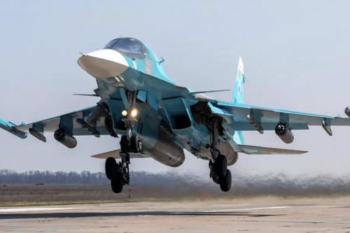 Khoảnh khắc chiến đấu cơ Su-34 của Nga dội bom vào mục tiêu ở Ukraine