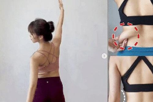 Động tác 'quỳ gối' cải thiện vòng eo bánh mì, chị em có thể tập ngay tại nhà