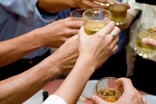 Những bệnh dễ phát sinh do ăn uống dịp Tết và cách khắc phục