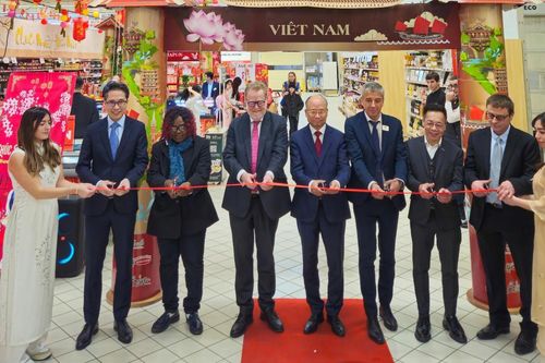 Ẩm thực, hàng hóa Việt Nam được vinh danh trong tuần hàng Tết Nguyên đán tại Pháp