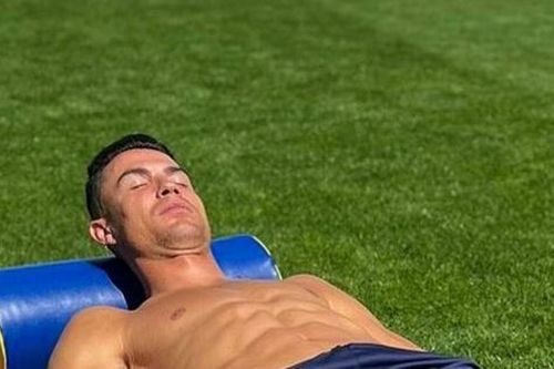 Hình ảnh gây chú ý của Ronaldo sau sinh nhật