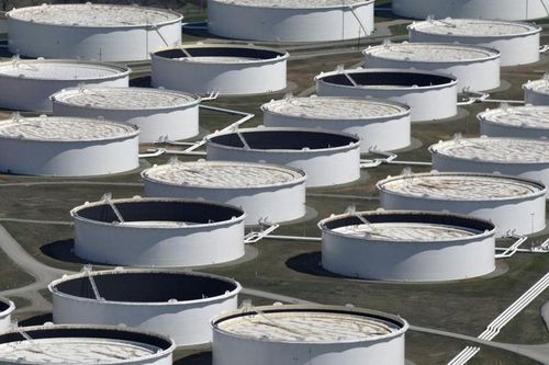 Giá xăng dầu hôm nay 8/2: Brent và WTI cùng tiến