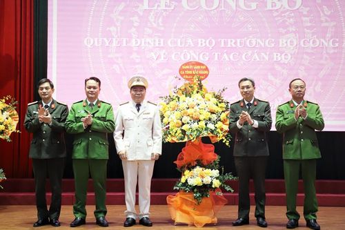 Bổ nhiệm Giám đốc, Phó Giám đốc Công an 2 tỉnh