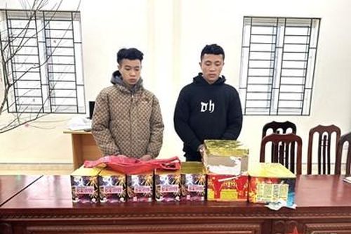 Công an huyện Mèo Vạc (Hà Giang): Phát hiện, bắt quả tang đối tượng vận chuyển pháo hoa nổ