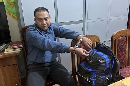 Đối tượng dùng súng cướp ngân hàng 'sa lưới' trên đường tẩu thoát