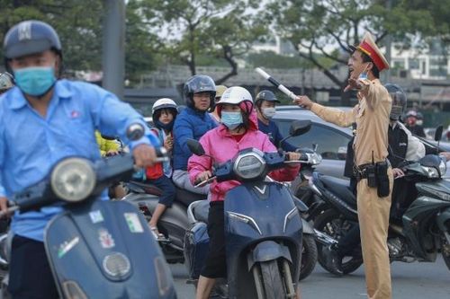 Hơn 100 người thương vong trong ngày đầu nghỉ Tết Nguyên đán