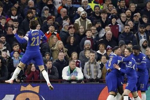 Đánh bại Aston Villa, Chelsea tạm thoát khỏi vũng lầy