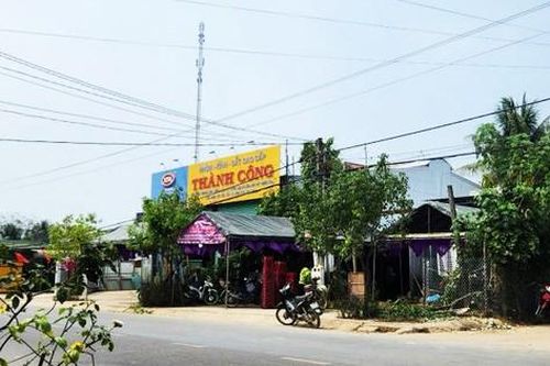 Cầm dao sang nhà con trai đòi nợ, người cha bị đâm tử vong