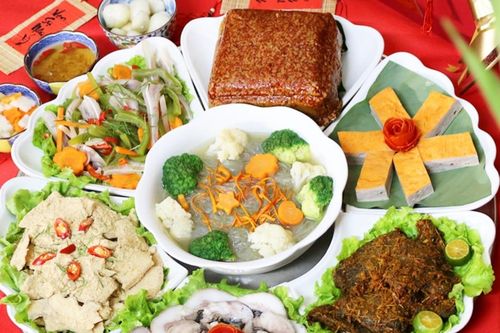 10 mâm cỗ Tết nức tiếng mạng xã hội của mẹ đảm Hà thành