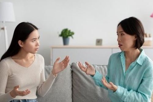 Nỗi khổ mẹ chồng khi nàng dâu Tiến sĩ... về ăn tết
