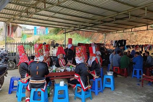 Tết sớm ở bản Dao vùng biên giới Quảng Ninh