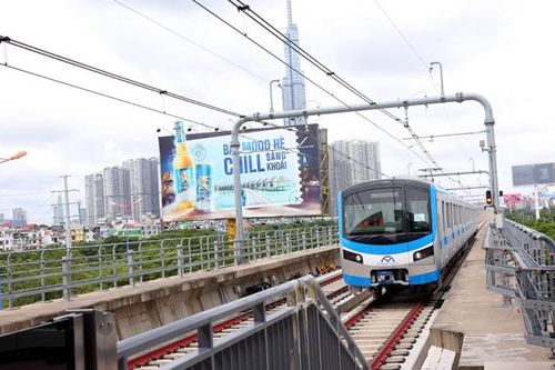 Tàu metro Bến Thành - Suối Tiên chạy thử nghiệm xuyên Tết