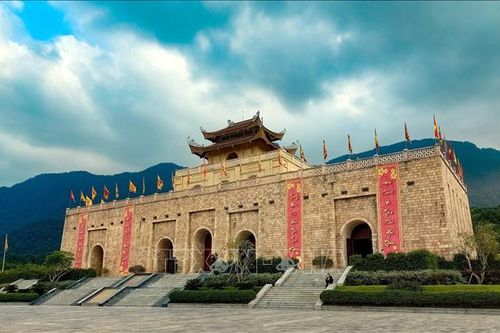 Tuần Văn hóa - Du lịch tỉnh Bắc Giang năm 2024: Linh thiêng Tây Yên Tử