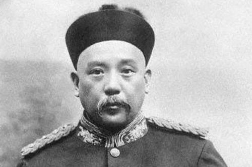 Trước khi chết, Quang Tự Đế nhắn nhủ cha đẻ của Phổ Nghi đúng 5 chữ, nếu làm theo, vận mệnh Thanh triều có thể đã khác