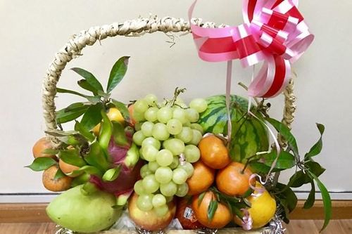 Chuẩn bị mâm cúng giao thừa ngoài trời cho năm Giáp Thìn để đắc tài lộc