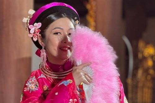 NSND Diệu Hương hát ca khúc về Đạo Mẫu