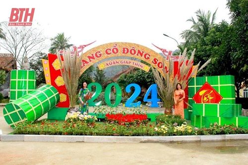 Nhiều điểm du xuân hấp dẫn giữa lòng thành phố
