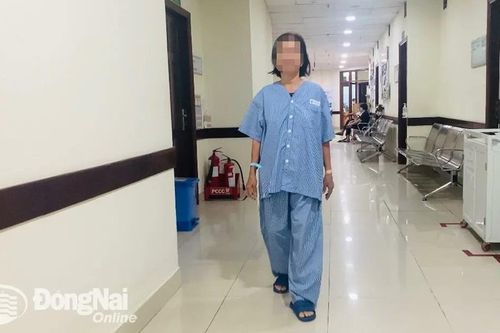Cấp cứu bệnh nhân bị té xẹp đốt sống lưng, không di chuyển được