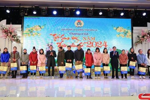 Thi đua yêu nước thiết thực, hiệu quả