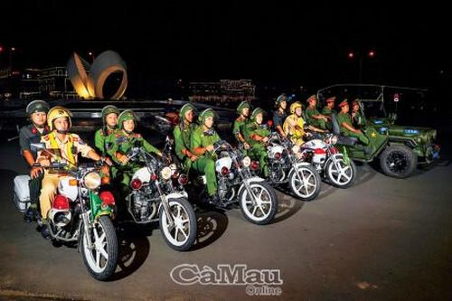 Hết lòng vì Nhân dân