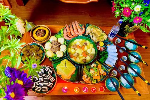 Mâm cỗ cúng giao thừa Tết Giáp Thìn 2024 cần có những gì?